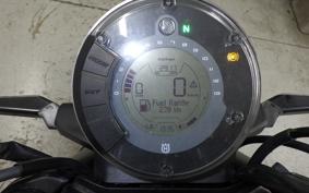 HUSQVARNA SVARTPILEN 125 2004