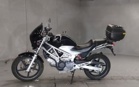 HONDA VTR 250 MC33