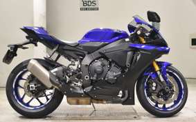 YAMAHA YZF-R1 2019