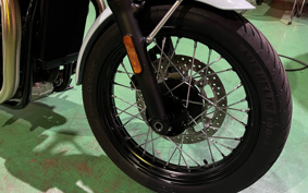 TRIUMPH BONNEVILLE T100 2023 DAD70G