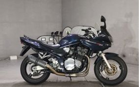 SUZUKI BANDIT1200S 2003 GV77A