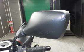 SUZUKI GSR250