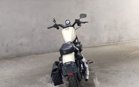 HARLEY XL883N 2013 LE2