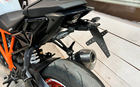 KTM 1290 SUPER DUKE R 2020 V3940