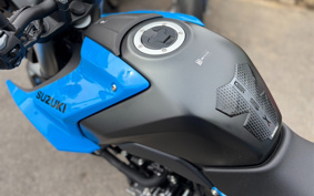 SUZUKI GSX-8S 2023 EM1AA