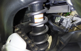 SUZUKI GSR750 2011