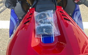 HONDA CBR1000RR-R FB 2025 SC82