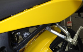 TRIUMPH DAYTONA 600 2004