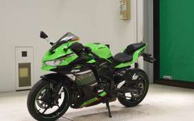 KAWASAKI ZX-25R 2002 ZX250E