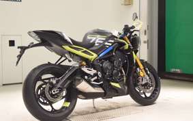 TRIUMPH STREET TRIPLE MOTO 2026