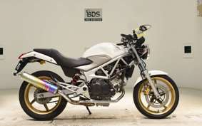 HONDA VTR 250 Gen. 2 2024 MC33