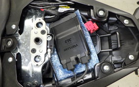 SUZUKI GSX-8S 2023 EM1AA