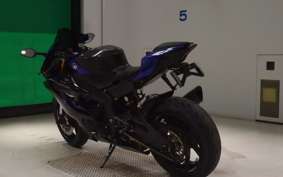YAMAHA YZF-R6 2019