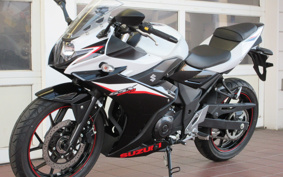 SUZUKI GSX250 R DN11A