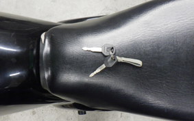 SUZUKI EN125 2A