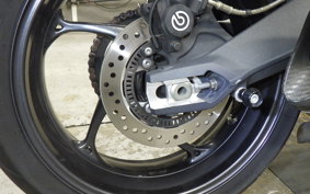 TRIUMPH STREET TRIPLE 85 2016