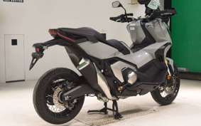 HONDA X-ADV 750 2023 RH10