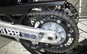 KTM 690 SMC R 2025