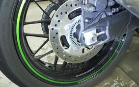 KAWASAKI Z900RS CAFE 2025 ZR900K