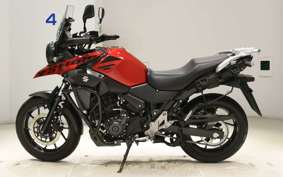 SUZUKI Vｽﾄﾛｰﾑ250A 2012