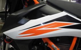 KTM 690 SMC R 2021