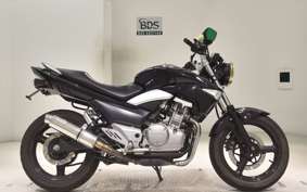 SUZUKI GSR250 1996