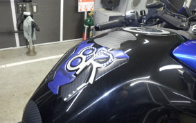 SUZUKI GSX-8R 2024 EM1AA