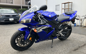 YAMAHA YZF-R1 2004 RN13