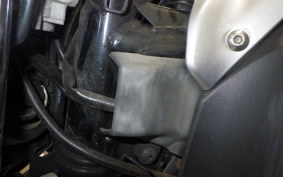 SUZUKI GSR250