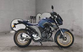 YAMAHA FZS25 RG69