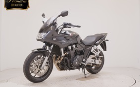 HONDA CB1300SB SUPER BOLDOR 2025 SC54