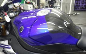 YAMAHA YZF-R1 2016