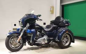 HARLEY FLHTCUTG TRIKE 2014