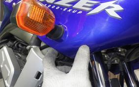 YAMAHA FZS1000 FAZER 2001