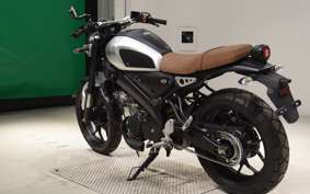 YAMAHA XSR155