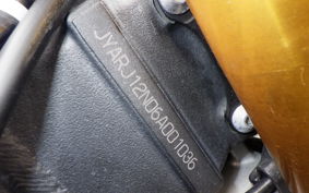 YAMAHA YZF-R6 2006
