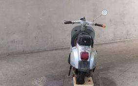 VESPA 125 PRIMA BEIGE RAET3 VMB1T