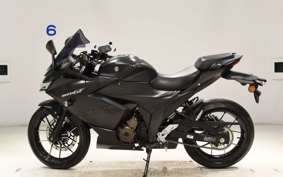 SUZUKI ジクサー250SF