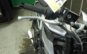 TRIUMPH STREET TRIPLE R 2026