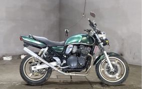 SUZUKI INAZUMA 400 GK7BA