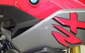 BMW F900XR 2021