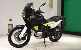 HUSQVARNA NORDEN901 2023