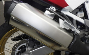 HONDA CRF1100L AFRICA TWIN 2019 SD10