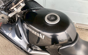 KAWASAKI ZZ1100 NINJA 1997 ZXT10D