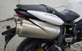 TRIUMPH STREET TRIPLE R 2013 TMD416