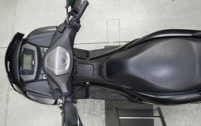 YAMAHA N-MAX SEG6J