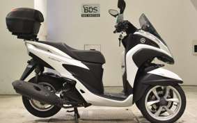 YAMAHA TRICITY 125 SE82J