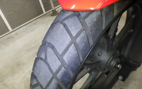 HONDA CB200X 2025