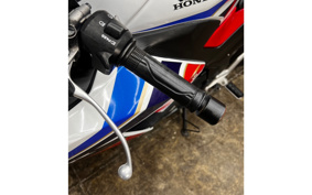 HONDA CBR250R MC41