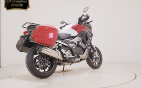 HONDA VFR800X 2016 RC80